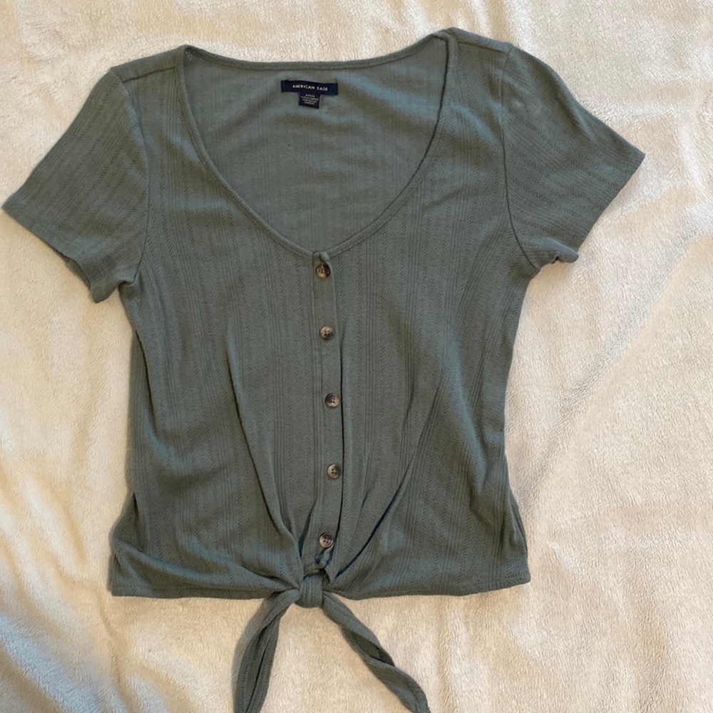 American Eagle top